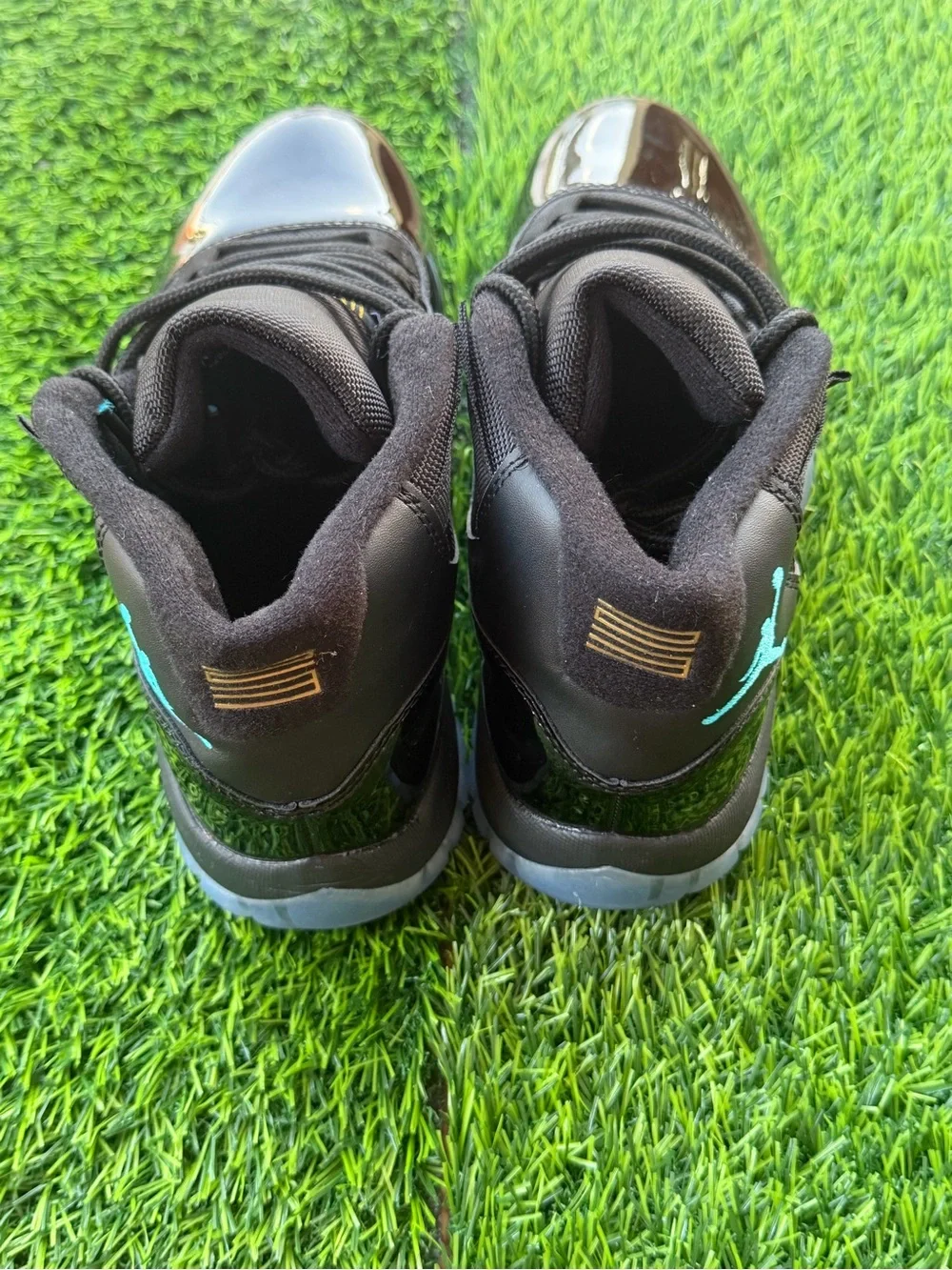 Size 7 Men’s And Women’s 8.5- Jordan Retro 11 Gamma Blue 2025